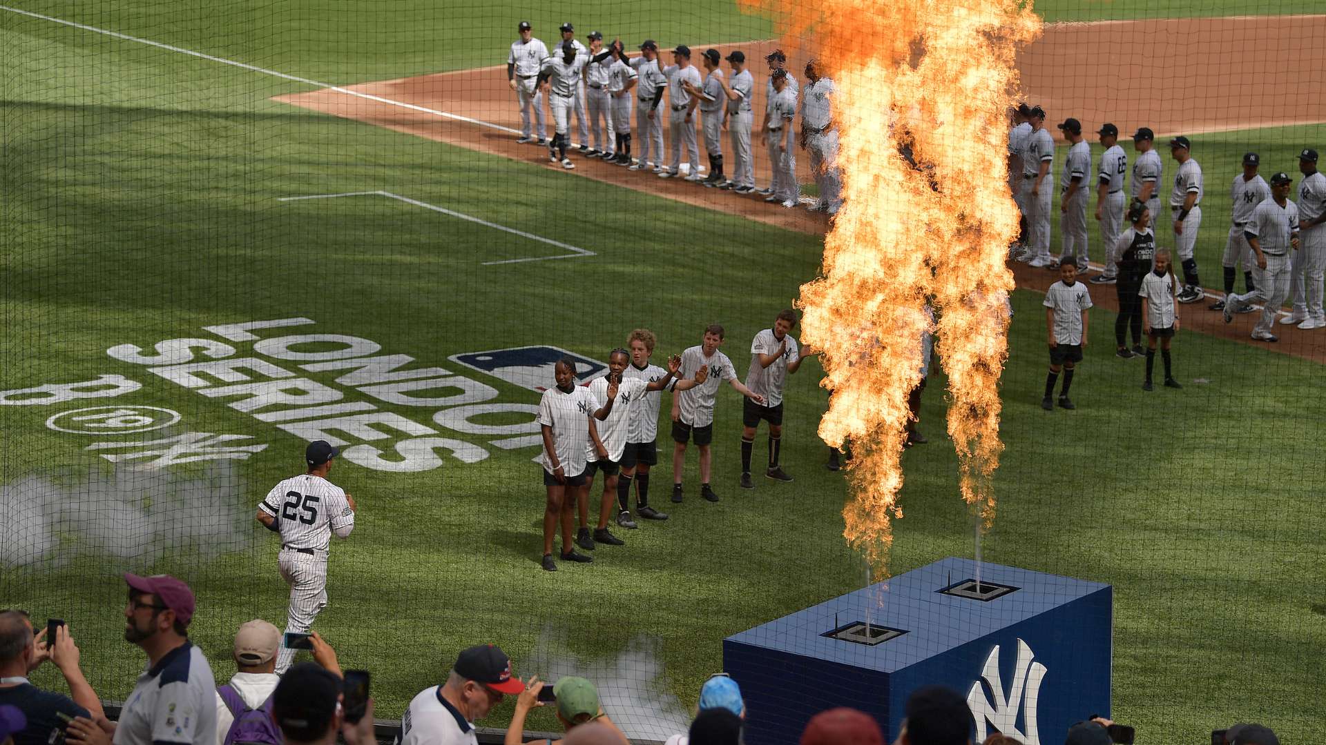 功勋球员阿 功勋球员阿